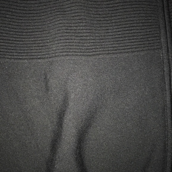 Sweater - Picture 5 of 7